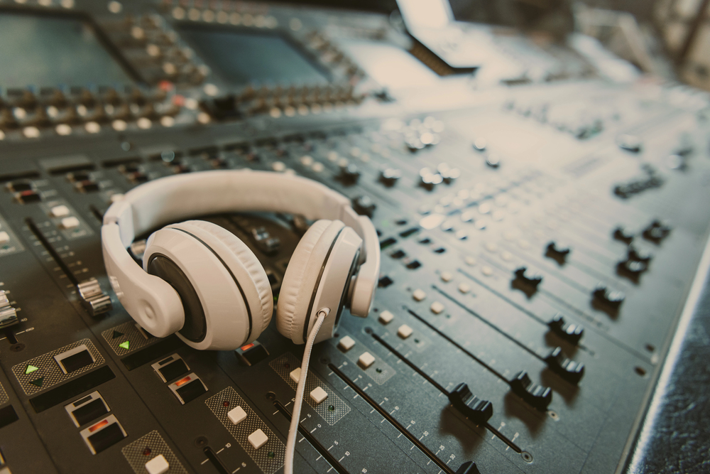 Wenn Maschinen komponieren: KI als neuer Akteur in der Musikproduktion